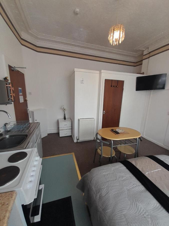 Nova Holiday Apartments Blackpool Eksteriør bilde